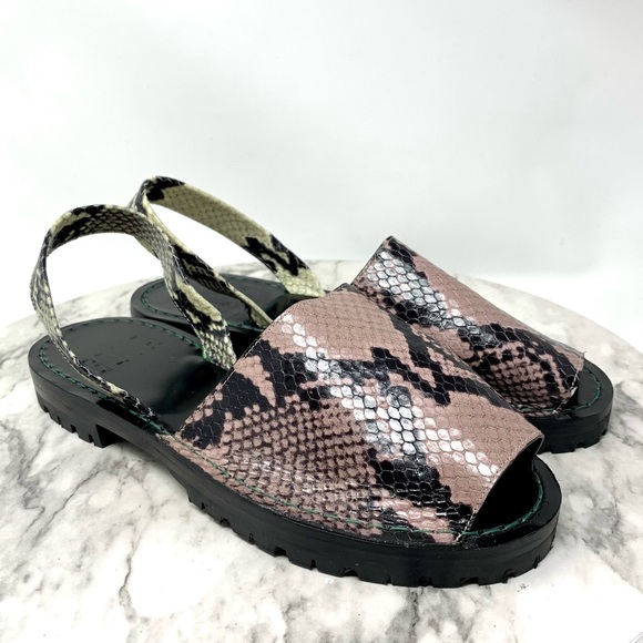 Goya Snake Print Open Toe Lug Sole Sandal 9/39 Minimalist Modern Androgynous - Picture 1 of 16